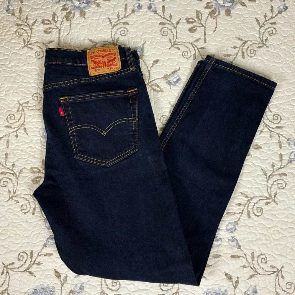Levi's 502 Taper Jeans Mens 36x34 Dark Indigo Blue Excellent Regular Fit